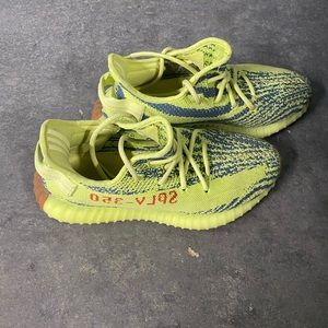 Size 8 Yeezy. gently used.